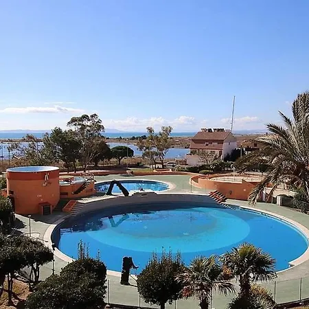 Apartamento Con Vistas Al Mar Y A La Piscina En Apartment Roses